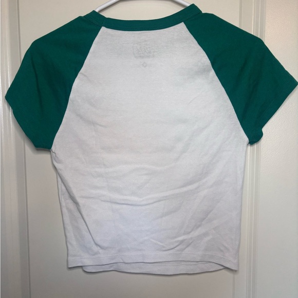 Desert Wild Green and White Dinosaur Cowgirl Raglan Tee Size L - Picture 5 of 5